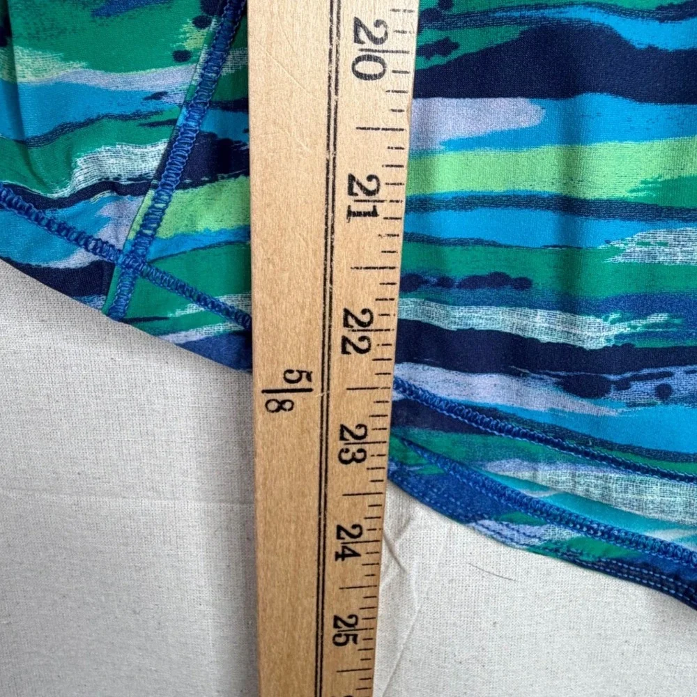 Lululemon Women's Sculpt Sleeveless Tank Top size 2 Blue/Green